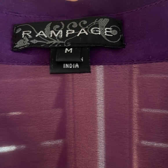 Rampage. Purple blouse. Size medium - Picture 5 of 9